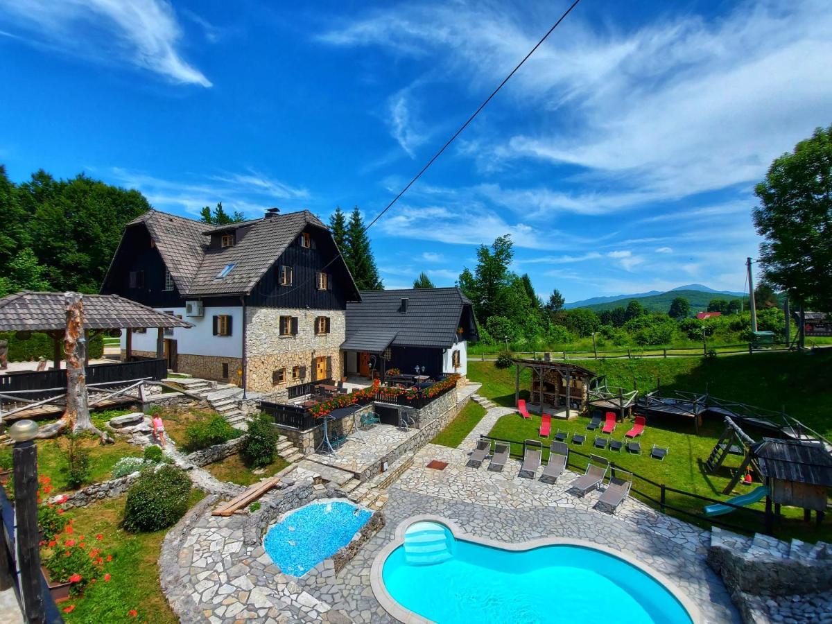 Plitvice Etno House II Bed and Breakfast Jezerce Exteriör bild