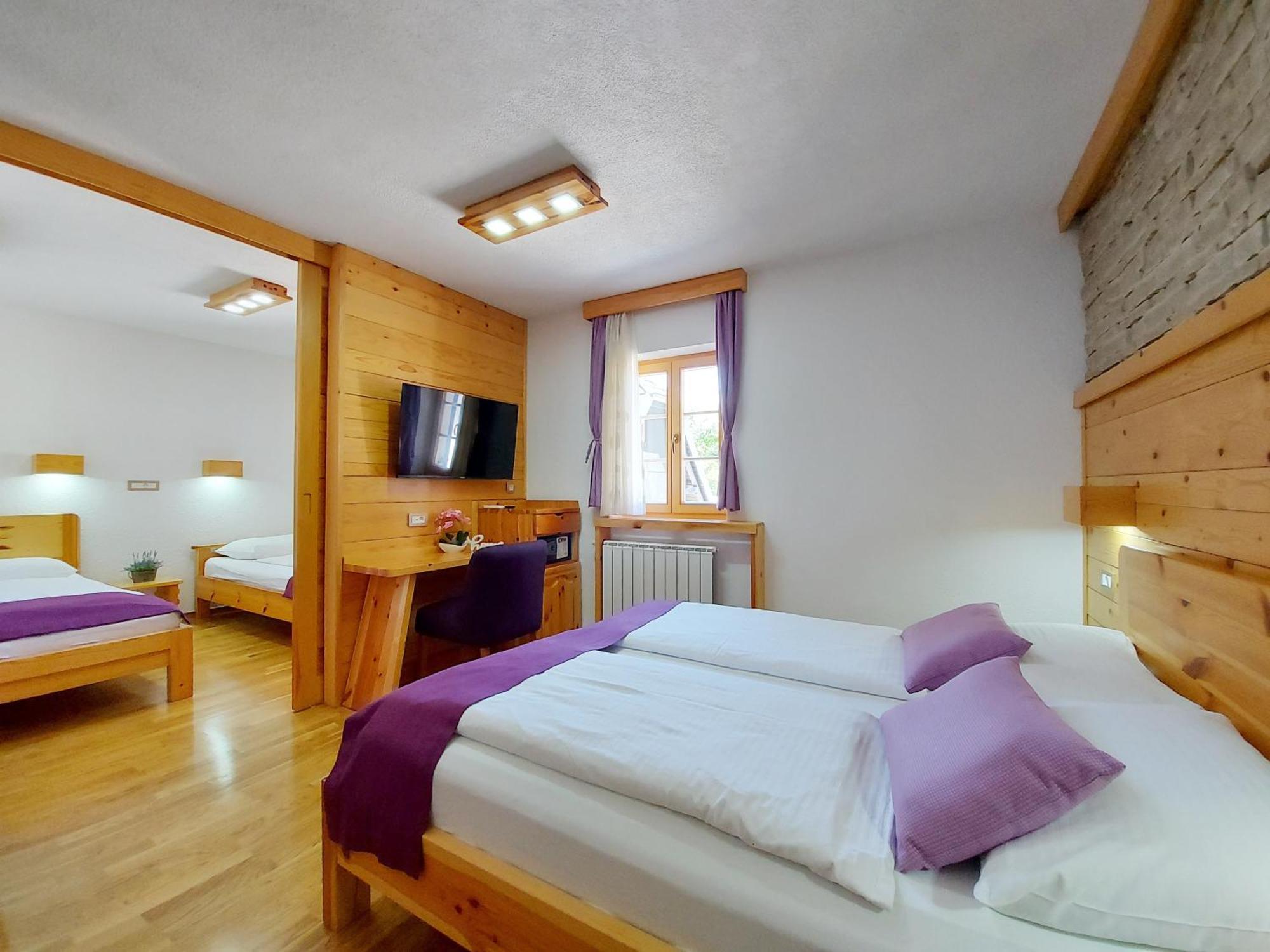 Plitvice Etno House II Bed and Breakfast Jezerce Exteriör bild